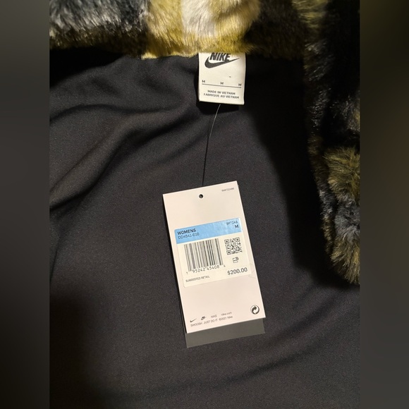 Nike Plaid Fuzzy Jacket - Picture 5 of 6